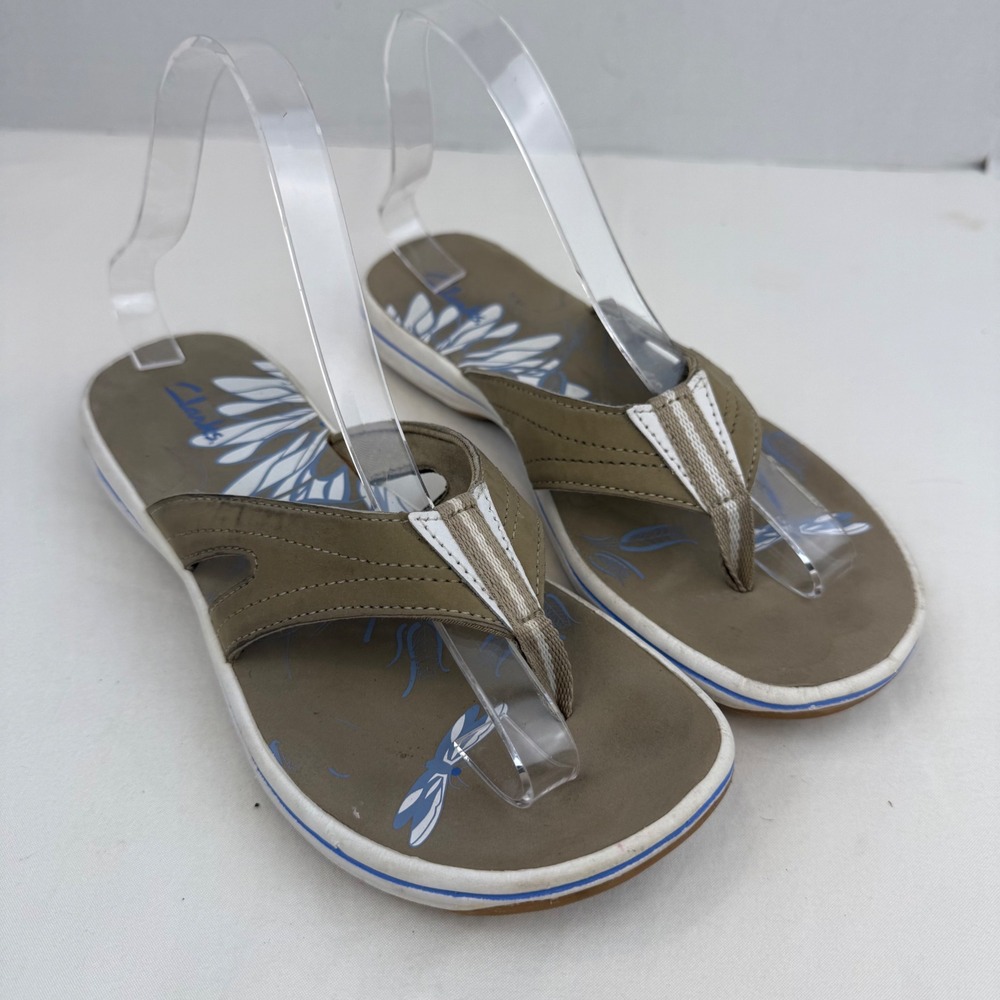 Clarks Womens Thong Sandals Olive Green Dragonfly Print Flip Flops Size 7M 79774
